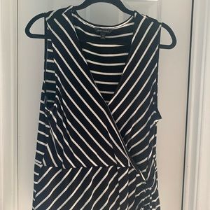 NWOT Sleeveless striped wrap top XL